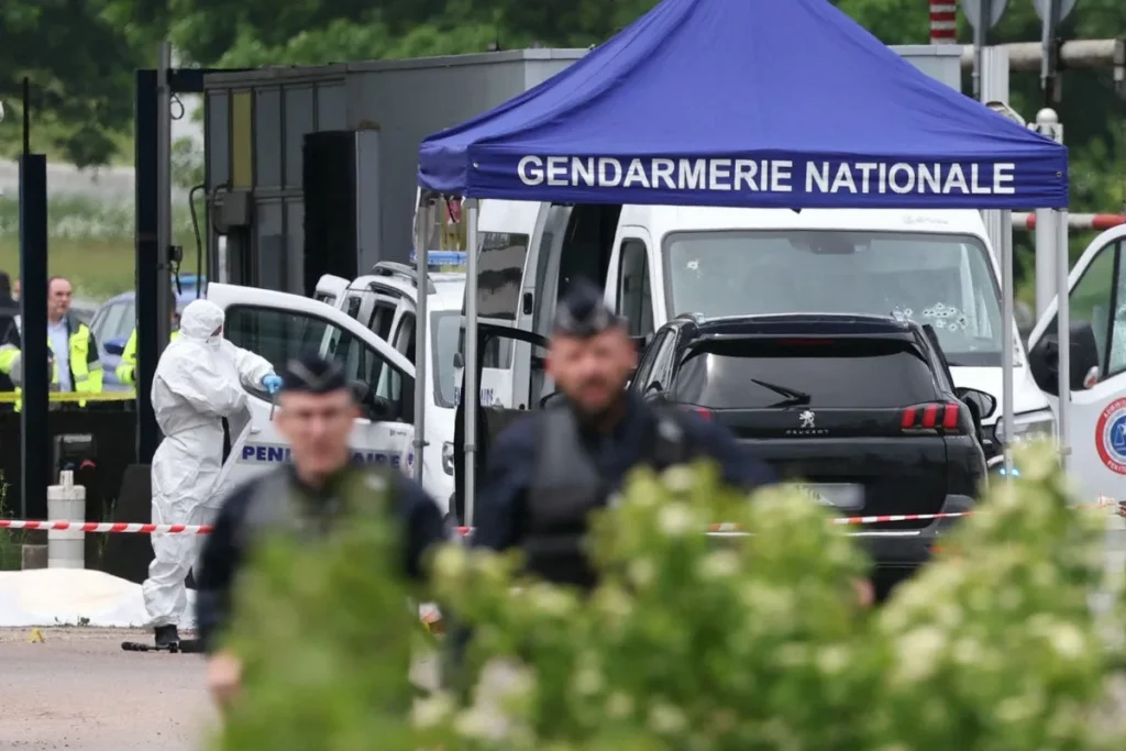 Slain French Prison Officers Named as Manhunt for Killers Intensifies