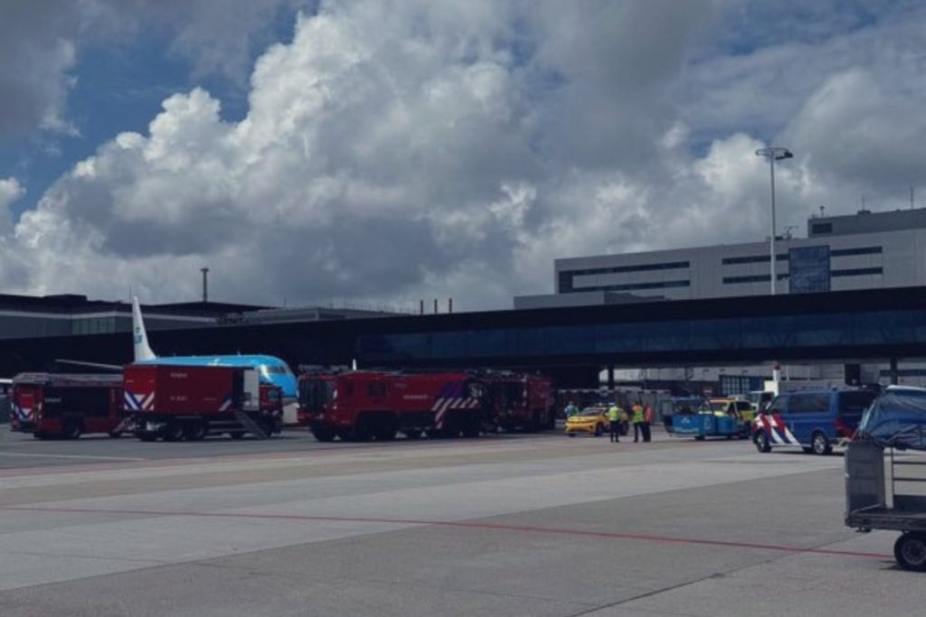 Person Killed in KLM jet Engine Incident at amsterdam Airport