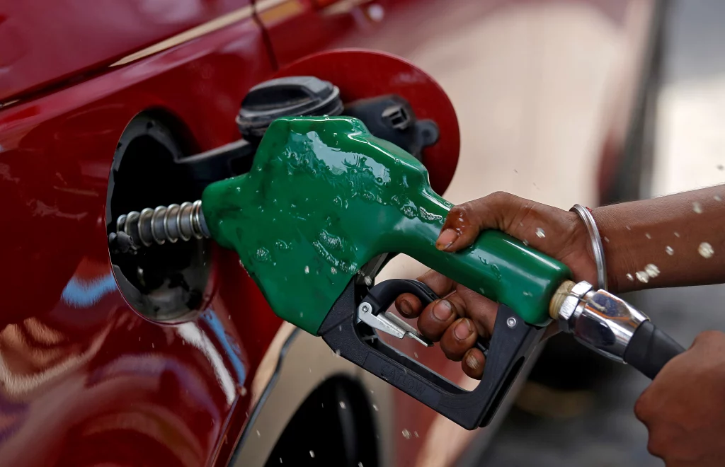 Pakistan Announces Modest Fuel Price Reductions Amid Initial Confusion
