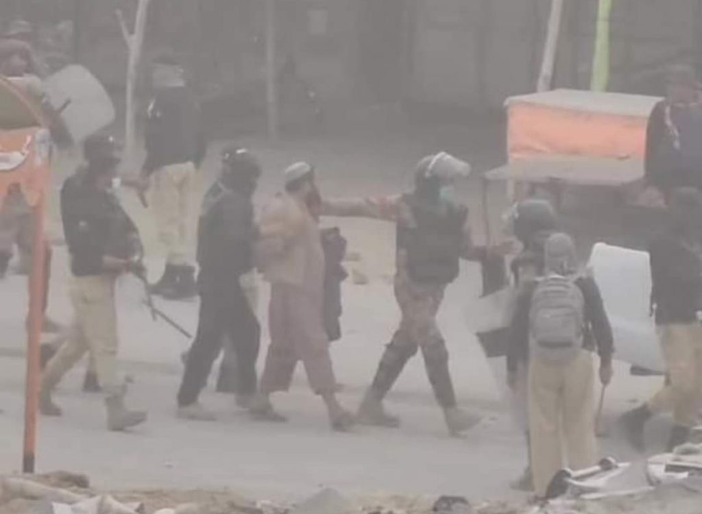 Clashes in Chaman: Over 40 Injured Amid Protests Against Border Restrictions