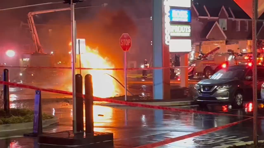 Air Ambulance Carrying Child Crashes in Philadelphia, Leaving Multiple Casualties